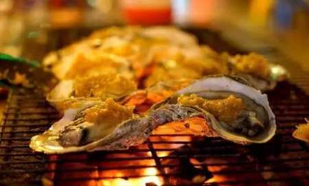 图片[1]-选对方向做对事赚到第一个十万 烤生蚝生意中摸索赚钱思维-ww-万源库